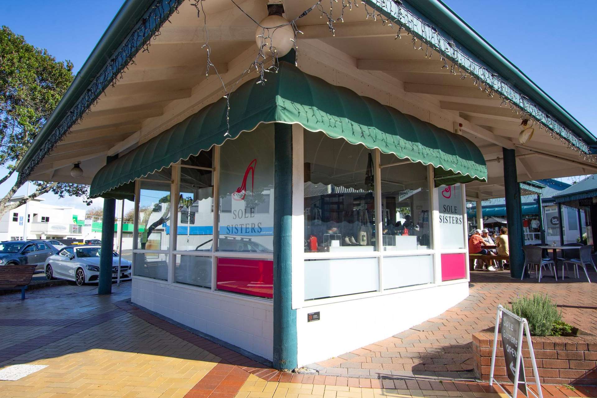 Shop 6/376-378 Beach Road Mairangi Bay_0