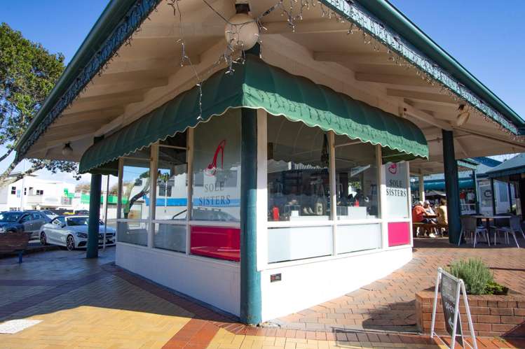 Shop 6/376-378 Beach Road_0