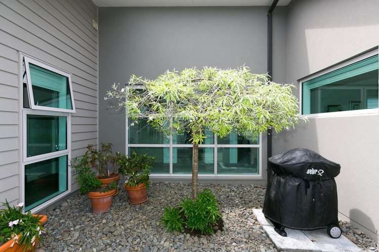 10 Saint Andrews Parkway Waiwhakaiho_13