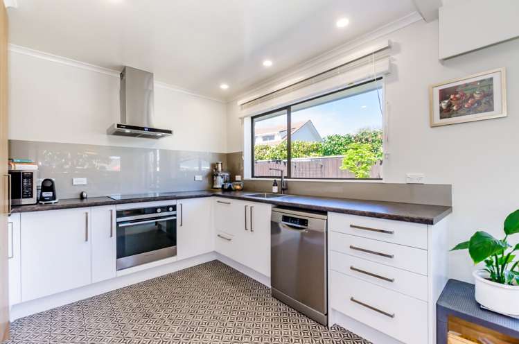 6a Rewarewa Crescent Waikanae_8