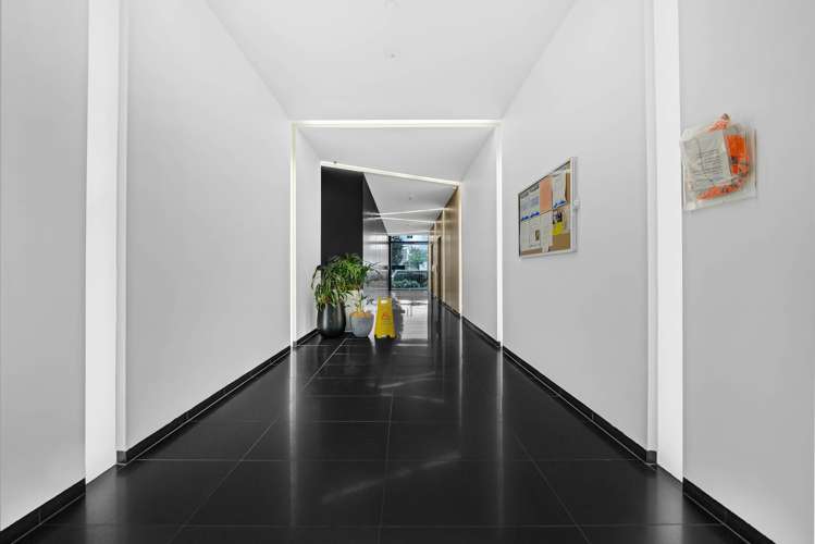 208/223B Green Lane West Epsom_37