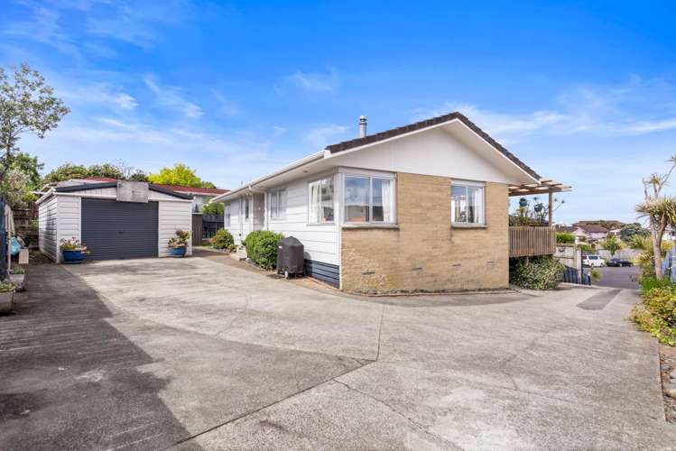 10 Kepler Place Clover Park_15