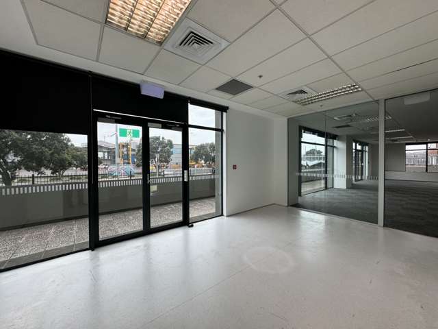 Part Ground Floor/32 - 34 Mahuhu Crescent Auckland Central_3