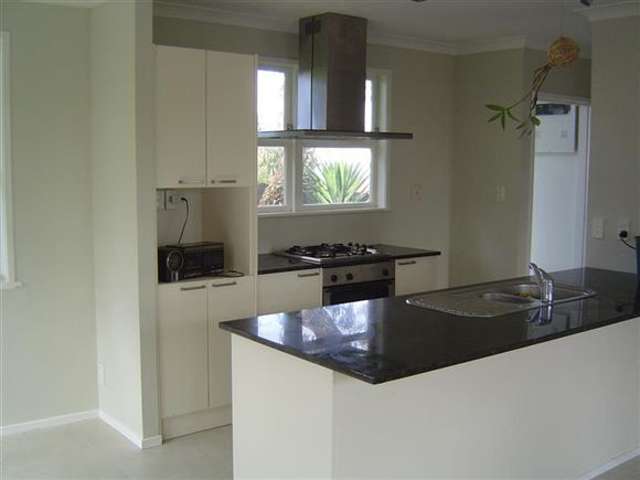 1/11 Roseneath Place Birkdale_2