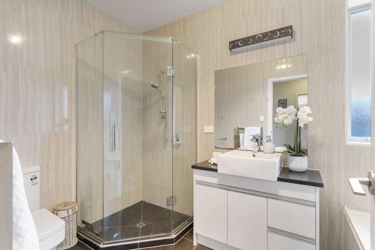 32 Castellina Drive Karaka_15