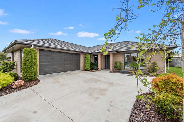 137 Wentworth Drive Rototuna North_1