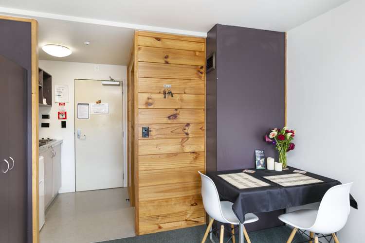 301/12 Martin Square Te Aro_2