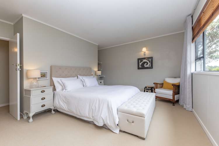 203 Piha Road Piha_19