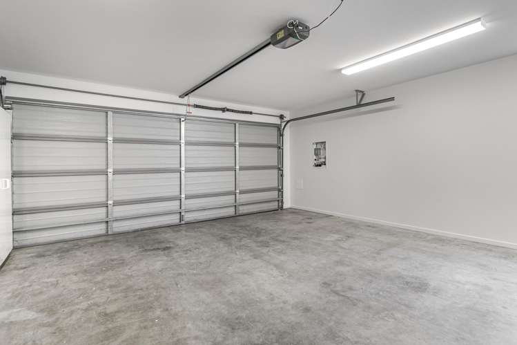 110 Popokatea Drive Takanini_11