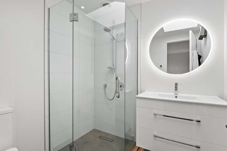 2 Eichardt Place Jacks Point_11