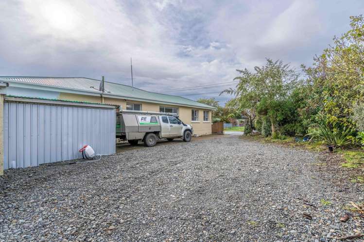 1 Green Lane Riverton_16