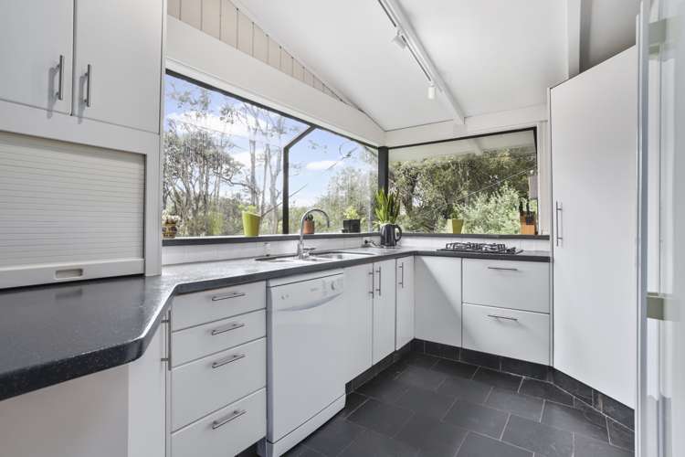 185 Laingholm Drive Laingholm_6