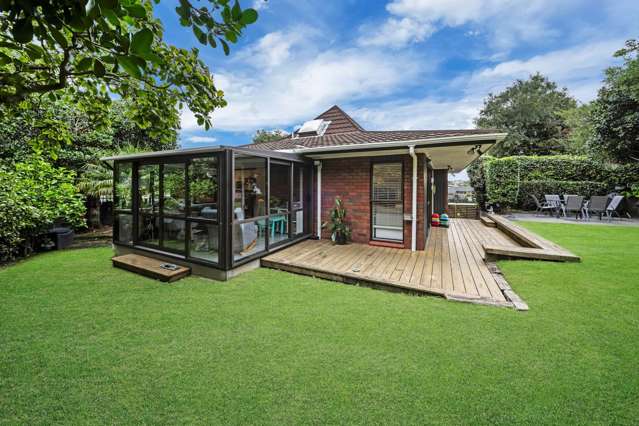 2/3 Diosma Place Botany Downs_3