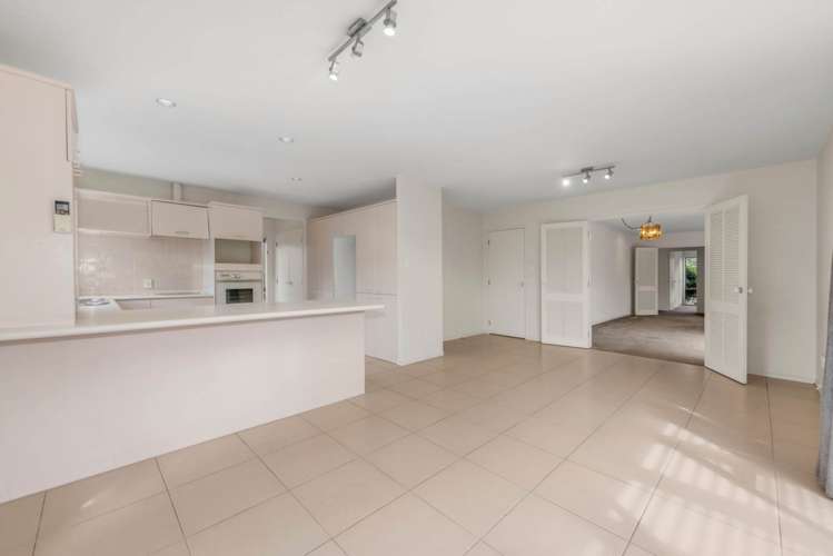 21A Bramley Drive Farm Cove_10
