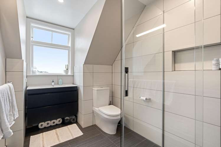 30 and 30A Ngatitoa Street Tawa_18