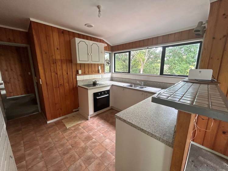 76 Kaipara Coast Highway Helensville_7