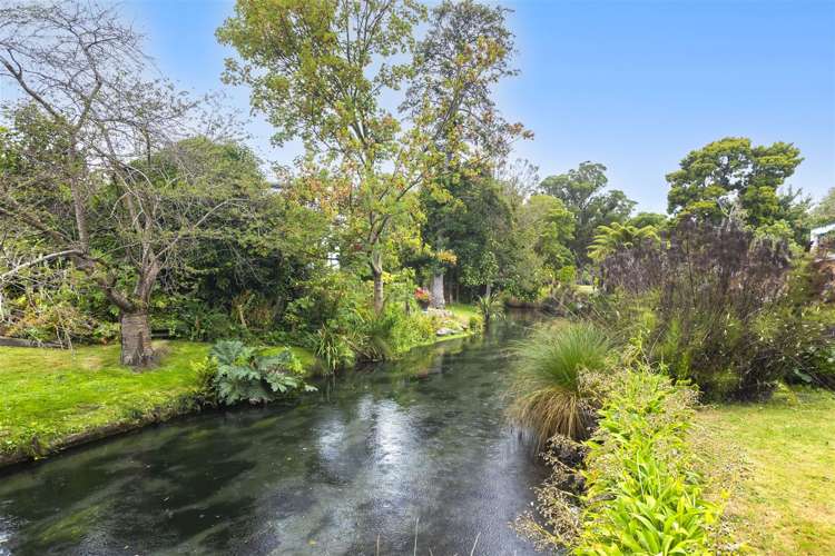 16 Ngahere Street Fendalton_21