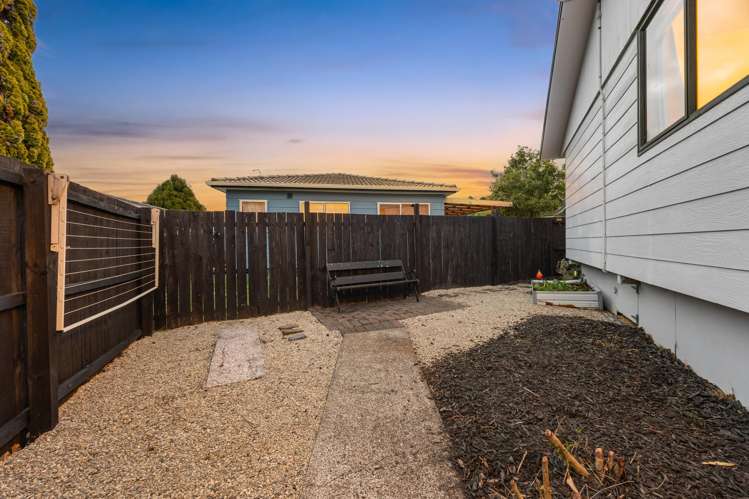 1/63a Colwill Road Massey_19
