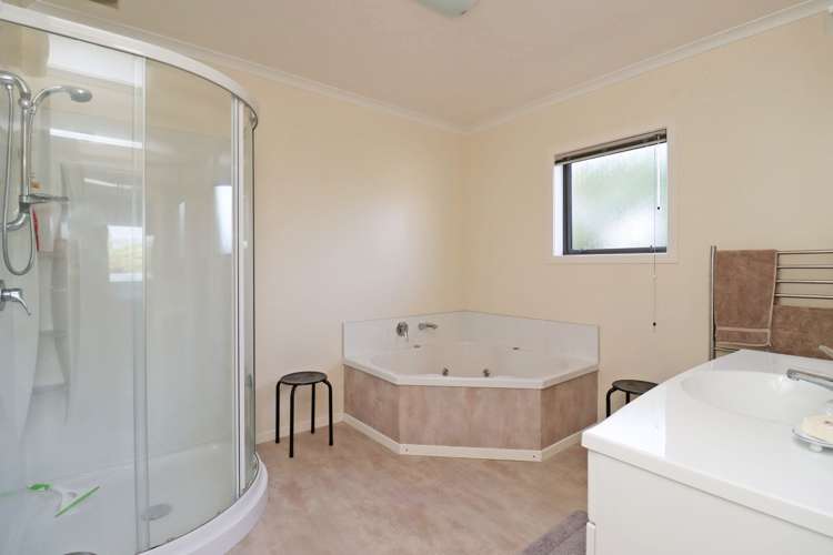 11 Oakham Street Hampden_19