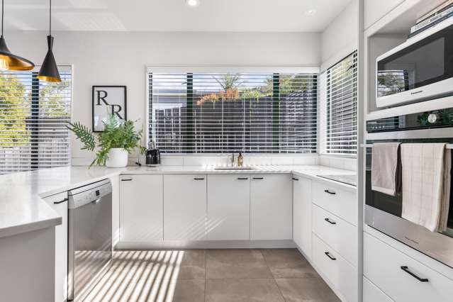 100 Beach Road Castor Bay_4