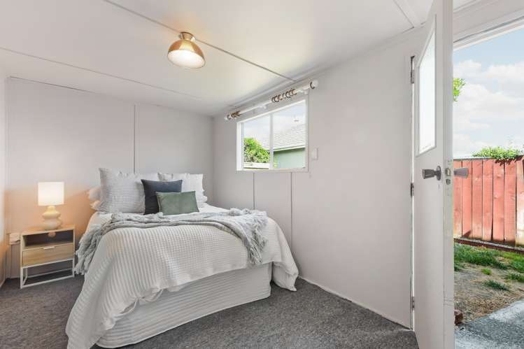 2/14 Ngaio Street Stoke_18