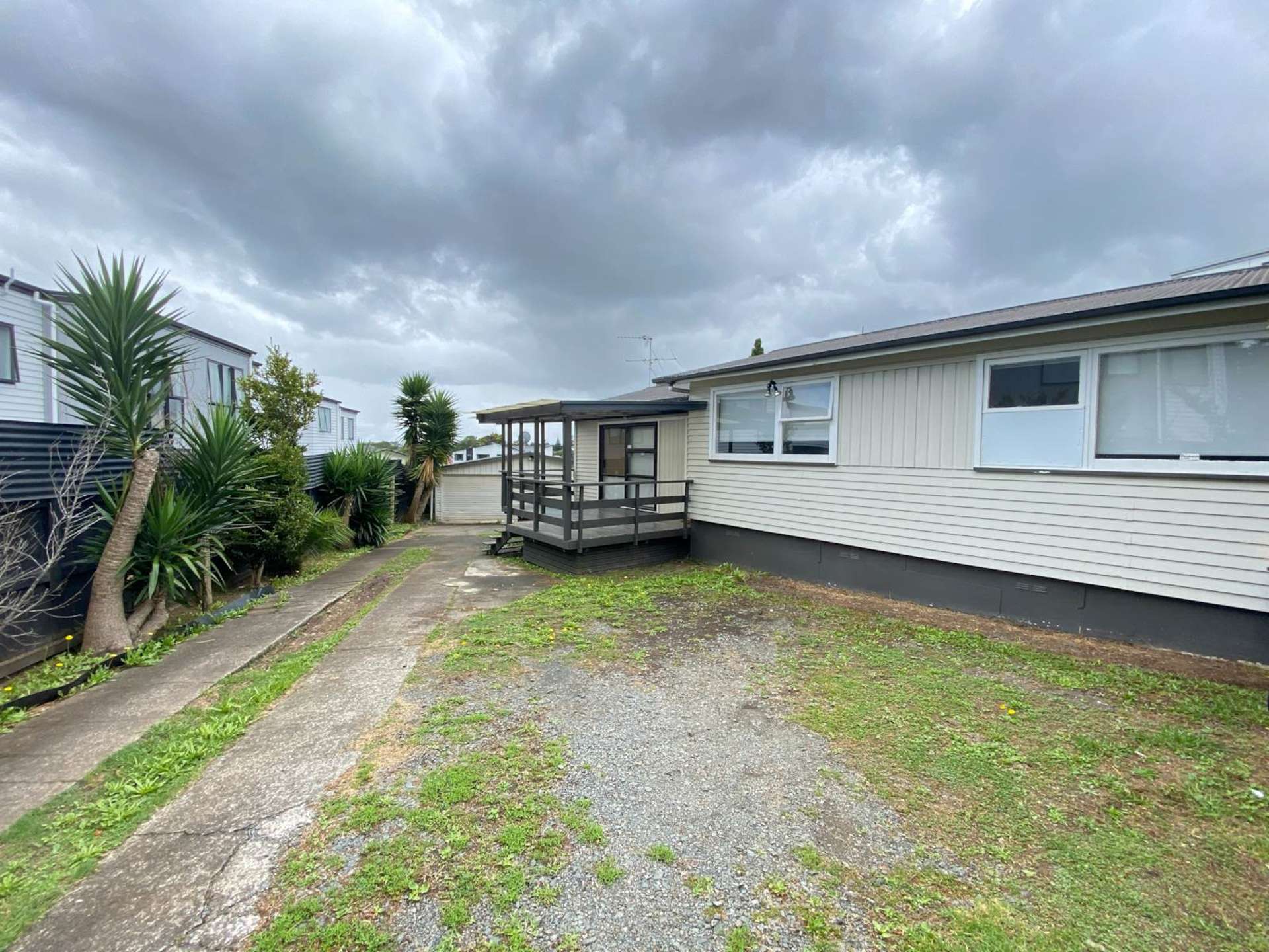 591 Massey Road Mangere_0