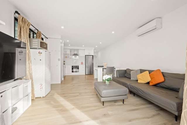 17 Ofanoa Lane Mount Roskill_2