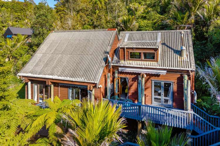 211 Shaw Road Titirangi_18