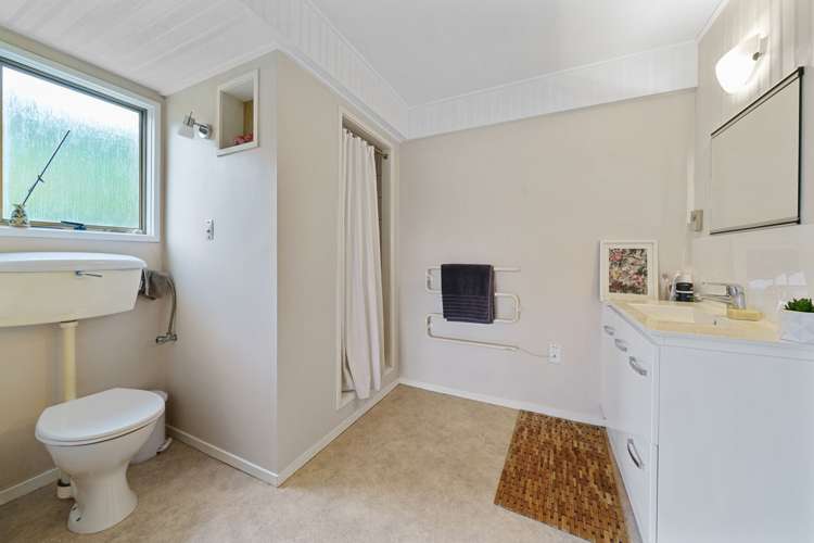 1/55 Waitohu Road York Bay_7