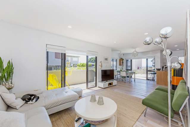 3a Ngapara Street Red Beach_4