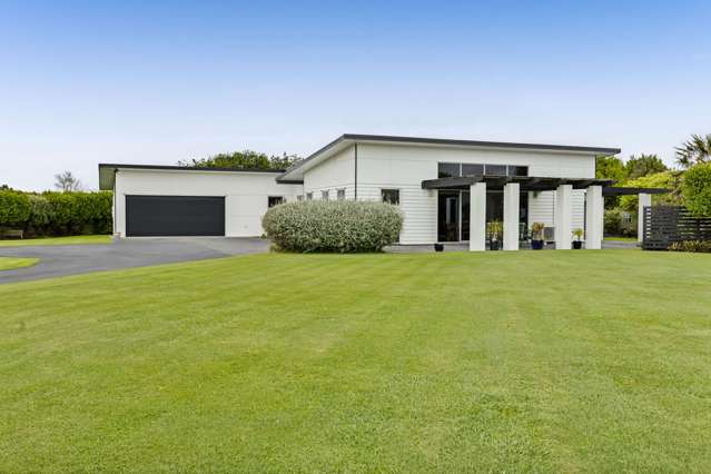 11A Kingsford-Smith Drive Hawera_1