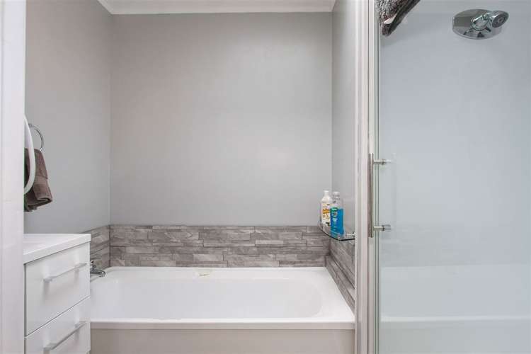 29 Taihiki Road Clarks Beach_14