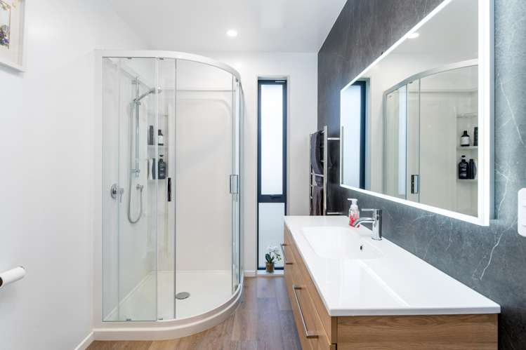 5 Ella Lane Green Island_16