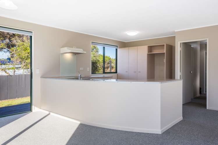 16b Karaka Street Otaki Beach_12