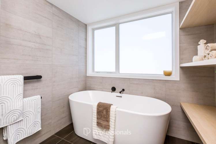 37B Mount Marua Way Mt Marua_19