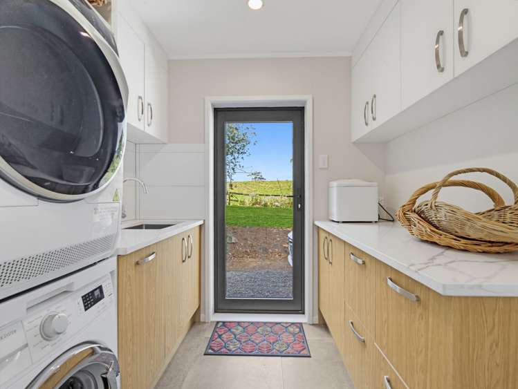 38 Hull Road Waiuku_11
