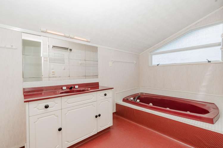 111 Cobham Drive Hamilton East_19