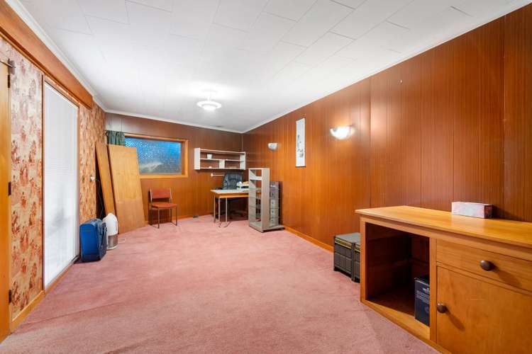 97 Easther Crescent Kew_10