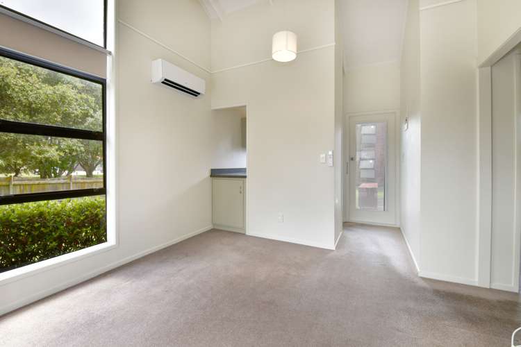 8 Bellbird Place Orewa_7