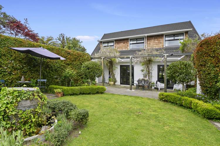 28a Sophia Street Glenholme_25