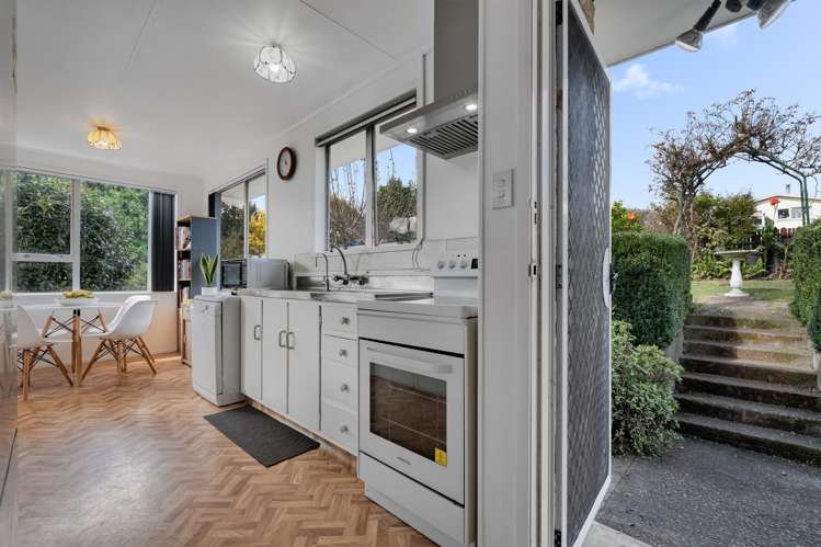 8 Dingadee Street Welcome Bay_1