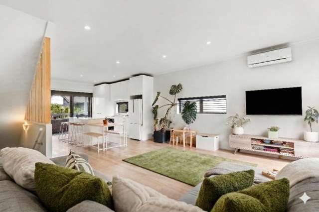Secluded and Sizeable 181 m2 home