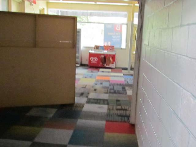 Shop 4/131-137 Botanical Road Takaro_2