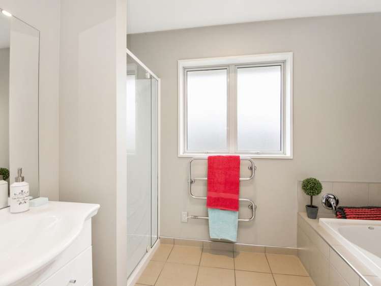 16 Hasendene Drive Lincoln_15