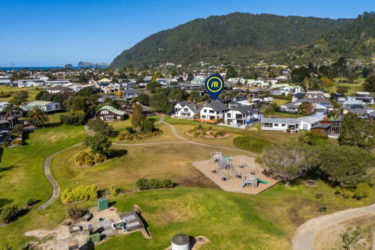 10 Ajax Head Pauanui_21