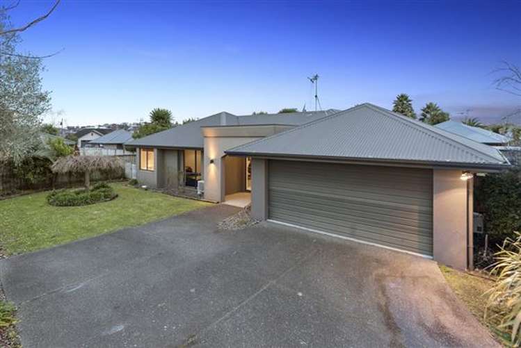 8 Somerton Drive Huntington_23