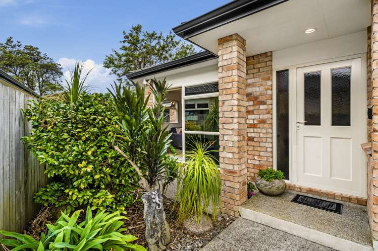 5b Doment Crescent Orewa_11