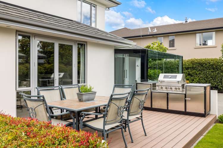 33 Applefield Court Northwood_32