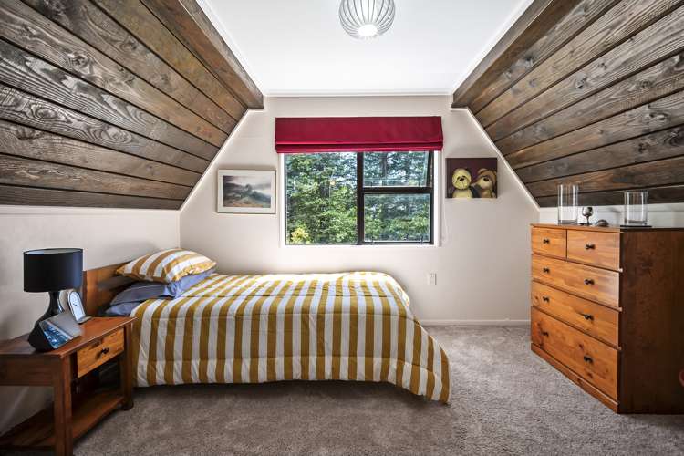 43 Springdale Grove Fitzherbert_27