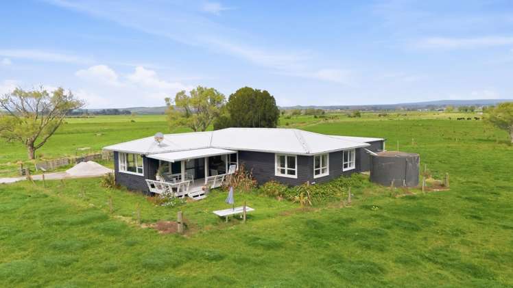 155 Cutwater Road Pukehina_22